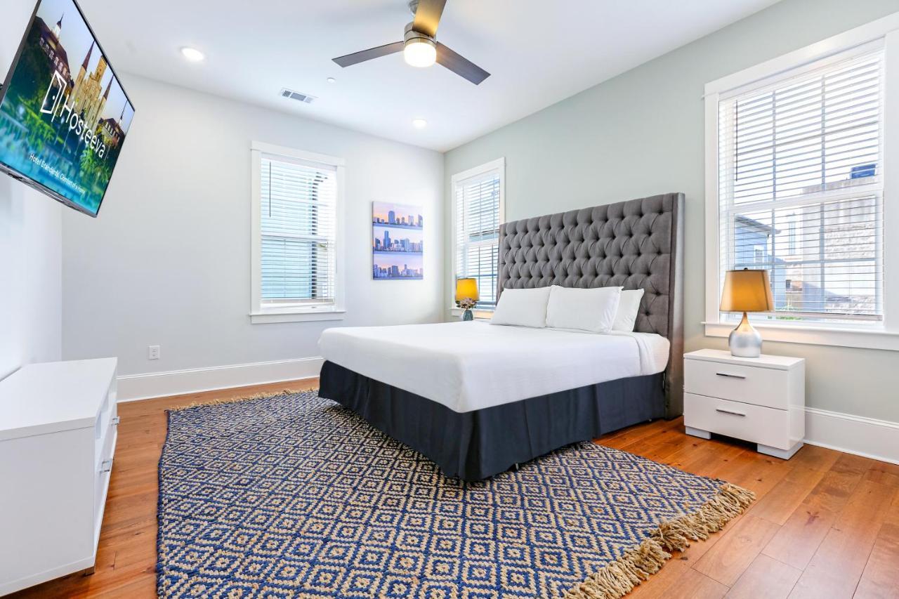 شقة Hosteeva Chic Urban Retreat W Pool Steps To St Charles Ave And Near Bourbon St نيو أورلينز المظهر الخارجي الصورة